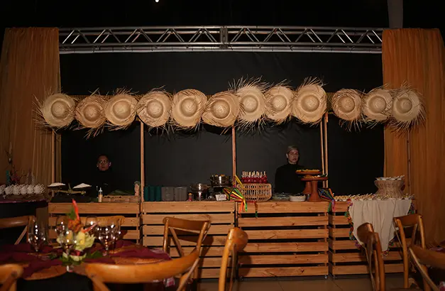 bar Bar