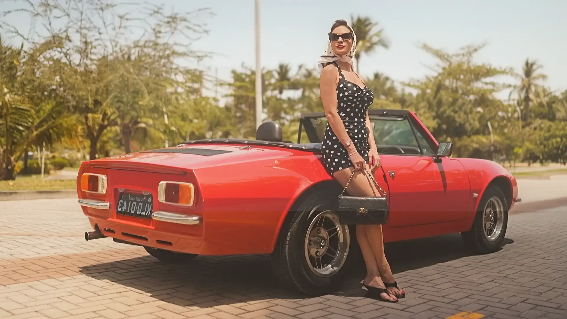 catarina-carro-vermelho-summer